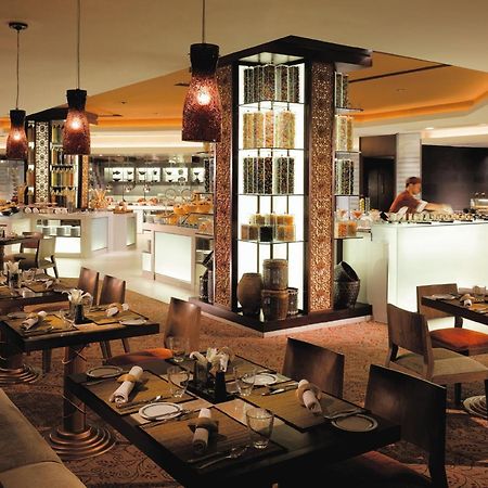 Shangri-La Surabaya Dış mekan fotoğraf